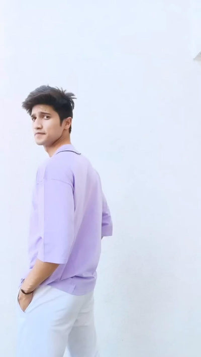 The Timeless Appeal of the Oversized White T-Shirt: A Versatile Wardrobe Essential