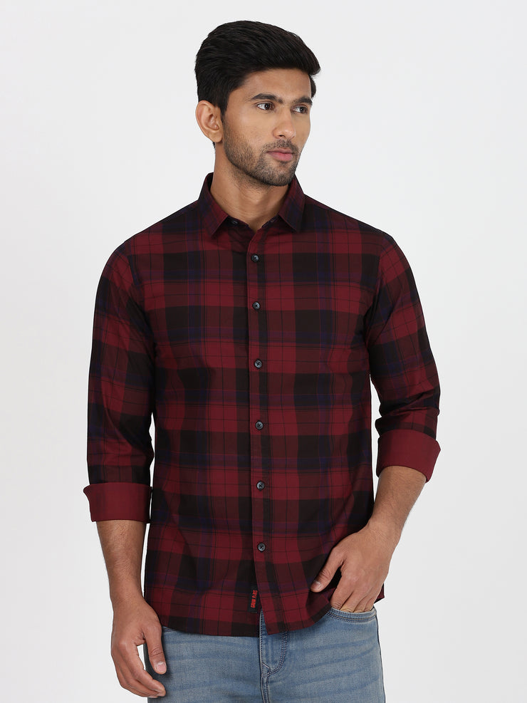 Plaid Flannel Slim Fit Full-Sleeve Shirt - Red and Black (GP083)
