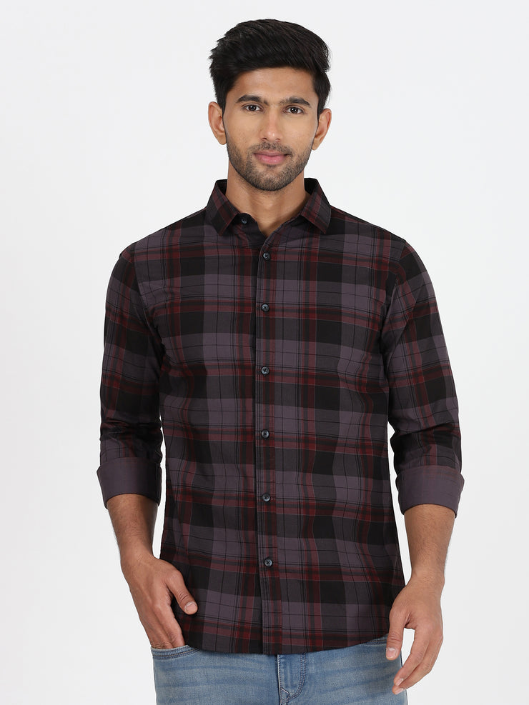 Checkered Slim Fit Full-Sleeve Shirt - Black & Red (GP084)