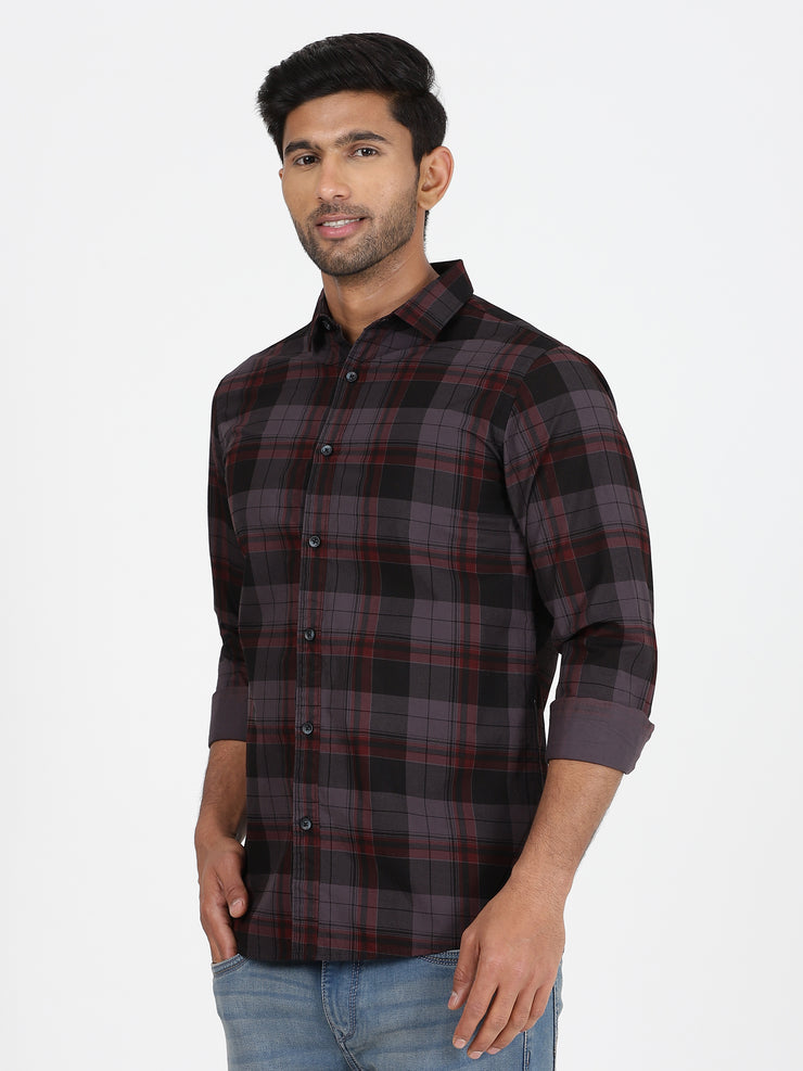 Checkered Slim Fit Full-Sleeve Shirt - Black & Red (GP084)